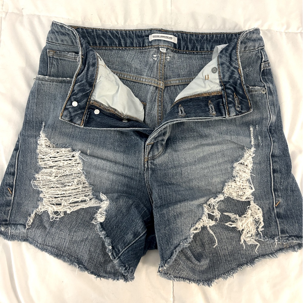 Good American shorts